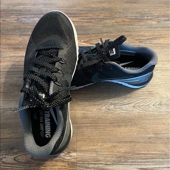 Women’s Nike Metcon 3 Training Shoes - Picture 1 of 10
